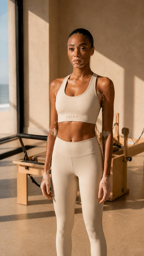 PILASTAR Sculpt Bra in Creme für Pilates, Yoga und Activewear Damen PILASTAR Sculpt Sport-BH(Weiß)-Vorderseite